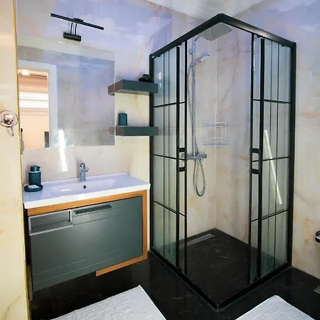 Gorgeous 4 Bedroom Triplex At Akyarlar 别墅 *