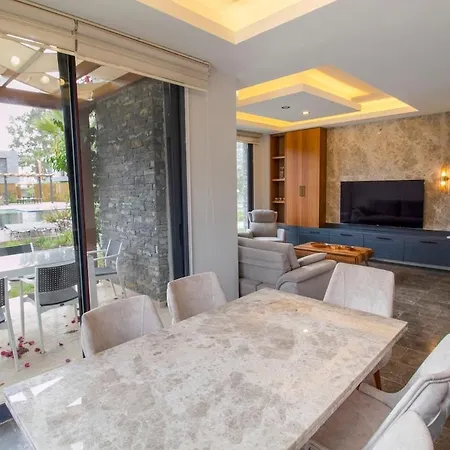 别墅 Gorgeous 4 Bedroom Triplex At Akyarlar