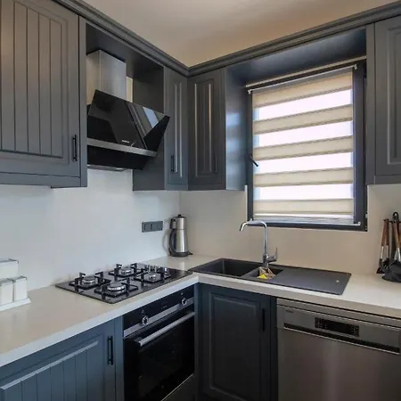 Gorgeous 4 Bedroom Triplex At Akyarlar 别墅 *