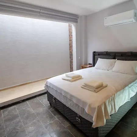 Gorgeous 4 Bedroom Triplex At Akyarlar 别墅 博德鲁姆