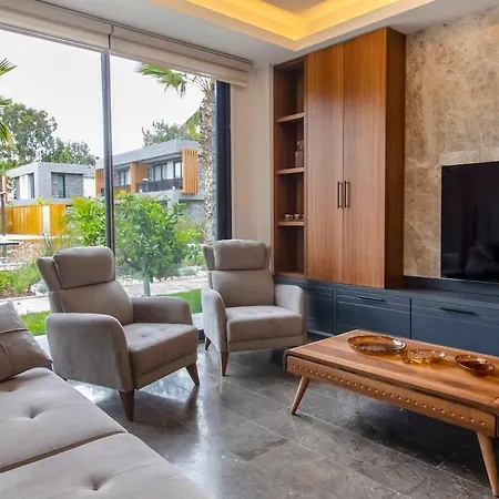 Gorgeous 4 Bedroom Triplex At Akyarlar